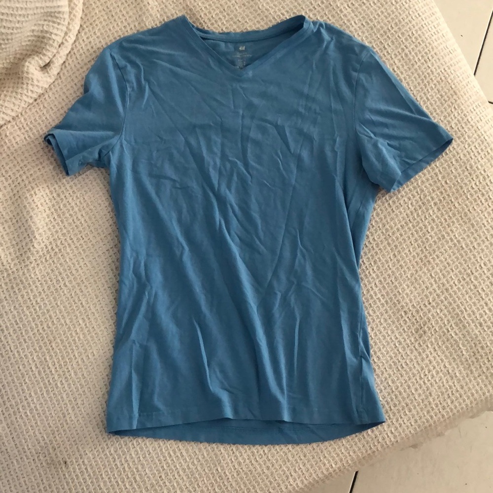 Small Men’s Light Blue V Neck T Shirt